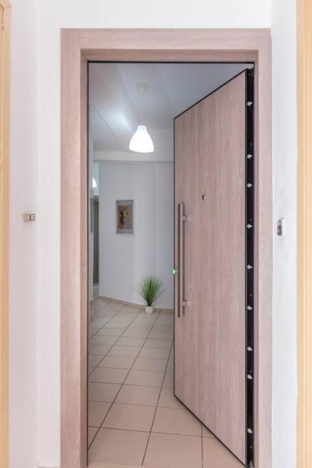 Calliroe Aesthetic Centro Apt Iraklion Buitenkant foto